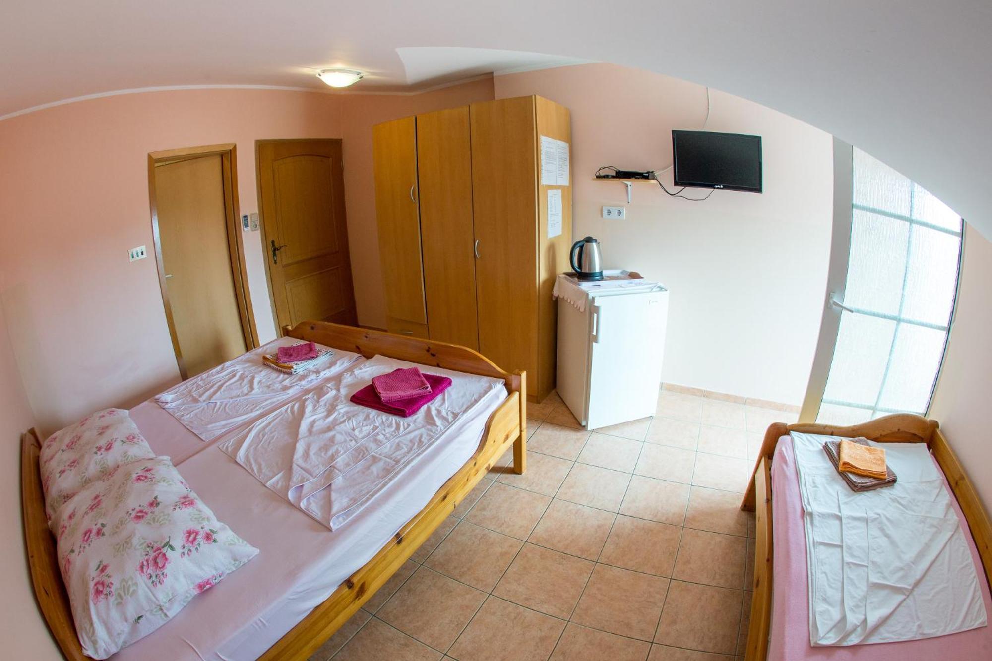 Bečići Guest House Almond חדר תמונה