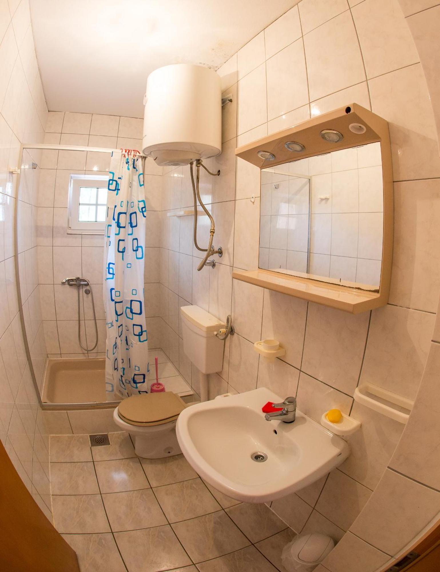 Bečići Guest House Almond מראה חיצוני תמונה